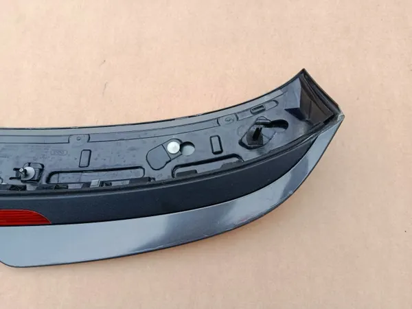 OEM 8X4827933B Heckklappenspoiler für Audi A1 8X image 10