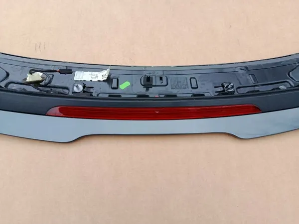 OEM 8X4827933B Heckklappenspoiler für Audi A1 8X image 9
