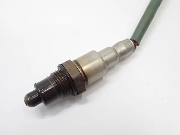 Sonde Lambda OEM 9811388380 pour Peugeot 3008 II image 4
