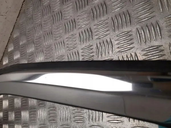 Pièce de finition Jeep Compass 2018 OEM 5XQ42XS9AC image 3