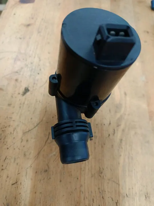 Extra vattenpump BMW 9197085 E70 E71 F15 F16 M57 N62 B47 N47 image 4