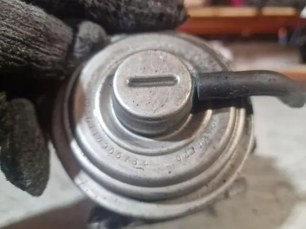 Válvula EGR OEM A6110900754 para Mercedes-Benz C W203 image 3