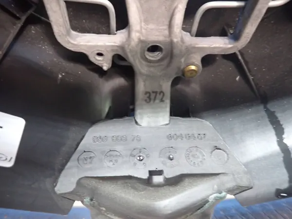 Volant cuir d'occasion Peugeot 207 - Sans airbag image 8