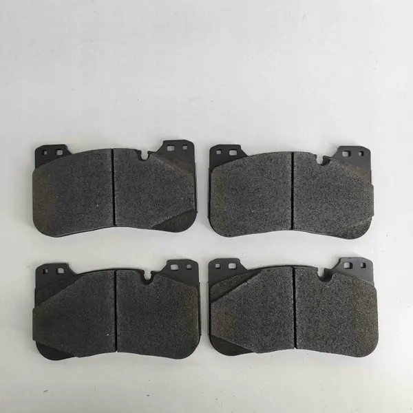OEM 7886853 frambromsbelägg för BMW F90 2017 image 2