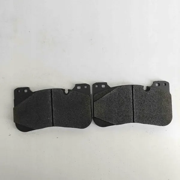 OEM 7886853 frambromsbelägg för BMW F90 2017 image 5