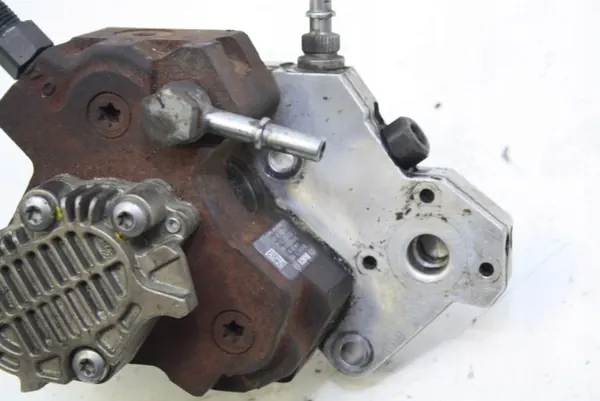 Bomba de inyección Renault OE OEM 8200385478 image 3