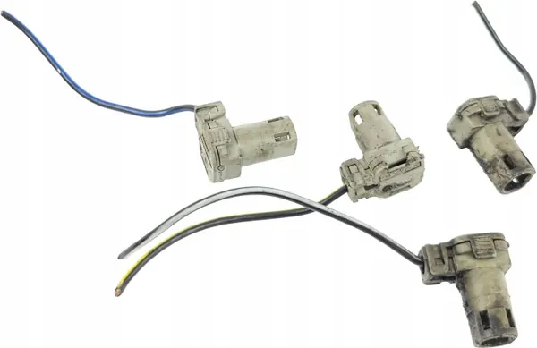 Set de Protège-Bas Intérieur Mercedes W204 OEM A2046800135 image 2