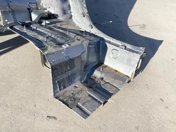 Mercedes-Benz GLC X254 2024 bak vänster stänkskärm OEM 274699 image 4