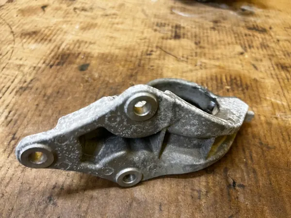 Support de Demi-arbre Ford OE LX67-3K305-BA image 3