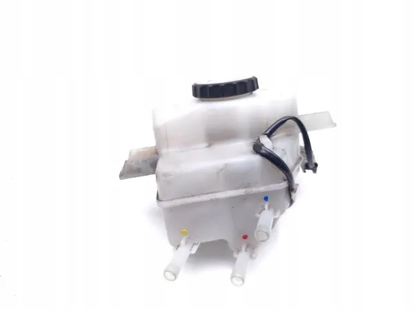 Gebruikte Toyota remvloeistofreservoir voor Auris Hybrid 2017 image 3