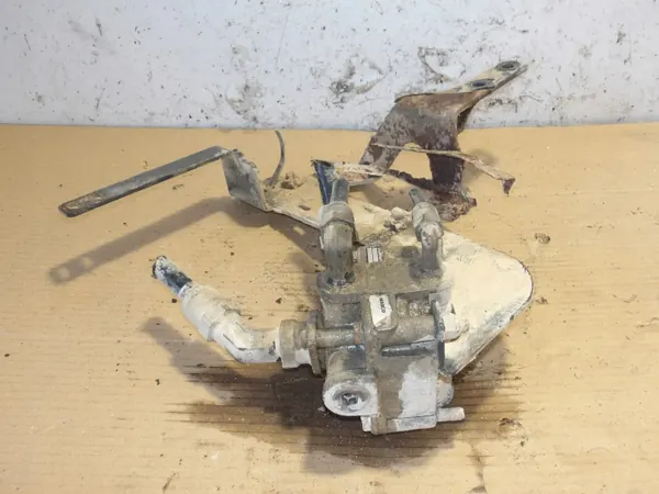 SCANIA Relay Valve Used image 2