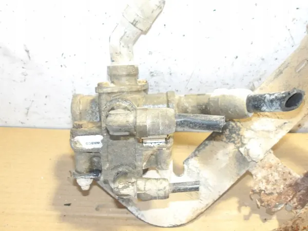 SCANIA Relay Valve Used image 5