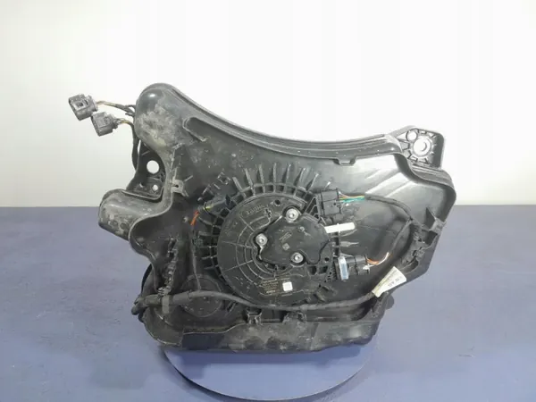 AdBlue-tank OEM 5WA131877N voor Skoda Octavia IV 2.0 TDI image 4