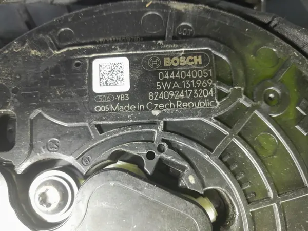 AdBlue-tank OEM 5WA131877N voor Skoda Octavia IV 2.0 TDI image 5