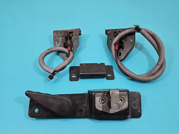 Höger Bakdörrslås Renault Trafic II 8200006253 image 3