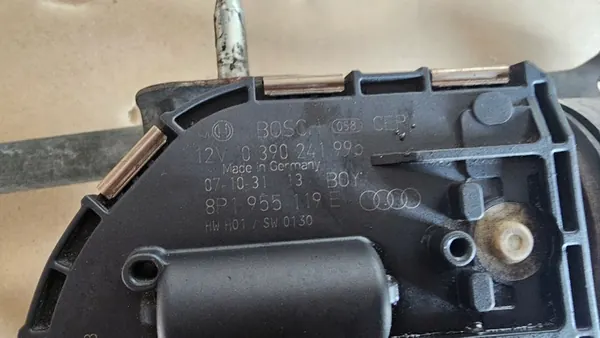 AUDI A3 8P Veegmotor Mechanisme 8P1955119E image 3