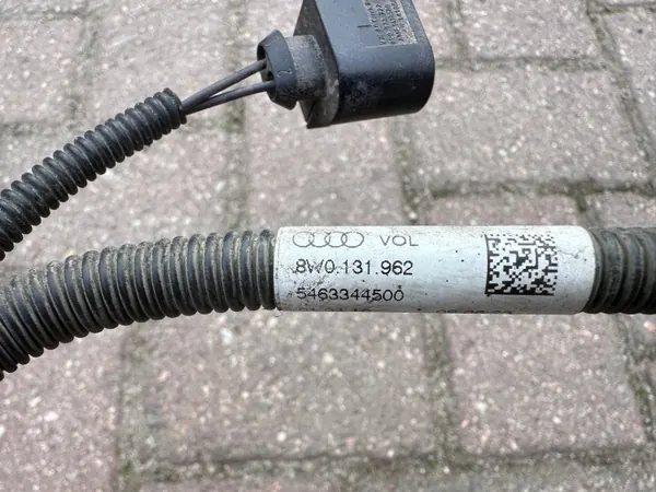 Audi A4 B9 AdBlue-leiding OEM 8W0131961A 8W0131962 image 5