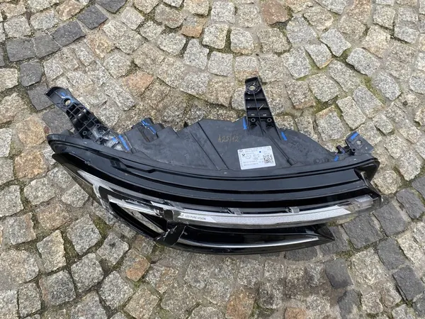 RENAULT AUSTRAL OIKEA ETULAMPPU MUUNTAMO 260100650R image 3