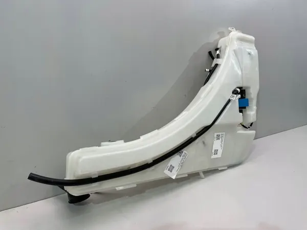 BMW X3 G45 Spolarbehållare Pump OEM 5A83E69 image 3