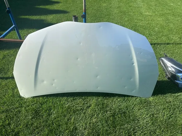 TOYOTA YARIS 3 III P13 2011-20 Motorhuv image 2