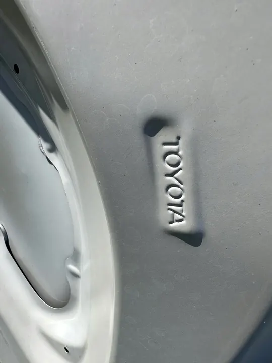 TOYOTA YARIS 3 III P13 2011-20 Motorhuv image 6