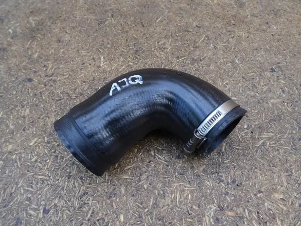 AUDI A3 8L GOLF IV LEON 1.8T Mangueira 06A145832C image 4