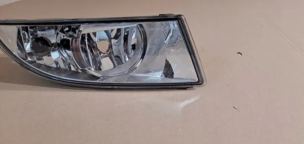 FARO HALÓGENO DIREITO SKODA FABIA II LIFT 5J0941700 image 3