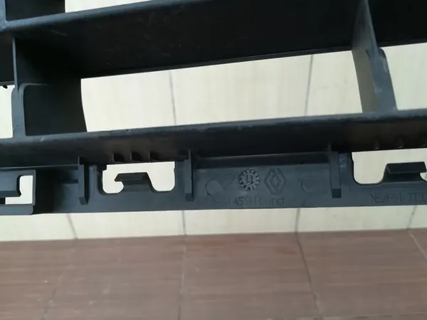Griglia Paraurti Anteriore Renault Clio III 09-12 OE image 3