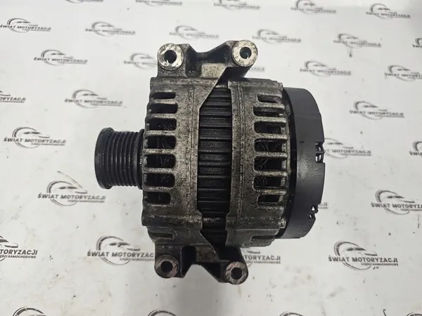 MERCEDES CLS 3.0 D Vaihtovirtageneraattori A0131547002 image 2