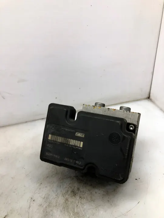 Contrôleur Pompe ABS OEM 06.2109-5581.3 8V512M110AD image 2