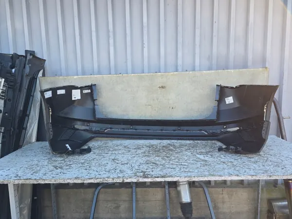Skoda Karoq bakre stötfångare OEM 57A807521F Begagnad image 6