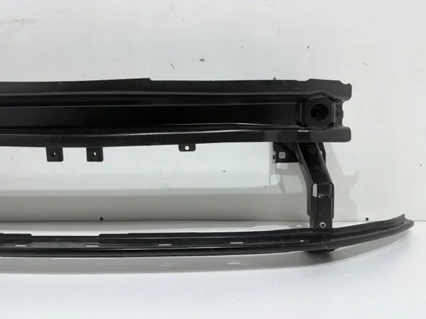 Barra de reforço dianteira VW Golf 8 OEM 5H0 Usado image 4