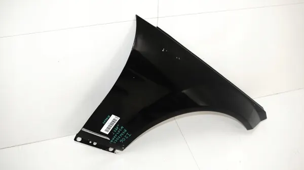 Aile avant droite OEM 360179617 pour Mercedes W204 image 3