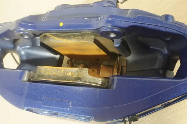 Disques & Étriers OEM 6875284 pour BMW G11 G12 image 7