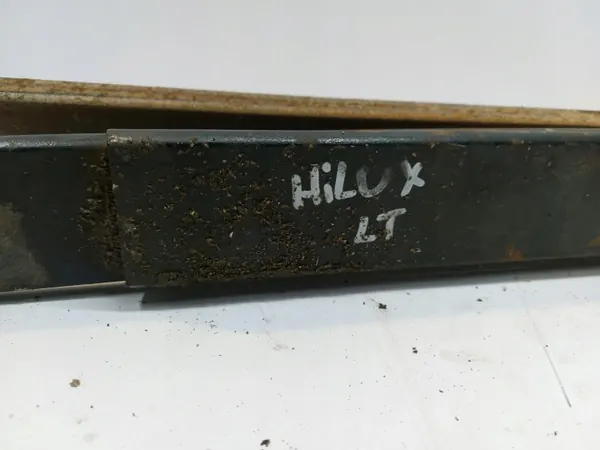 Ballesta Toyota Hilux VIII OEM respio846846448115 Izquierda image 4