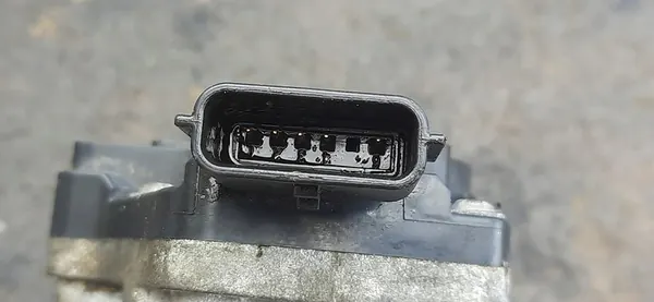 EGR-venttiili Renault 1.5 BluedCi 147101423R image 9