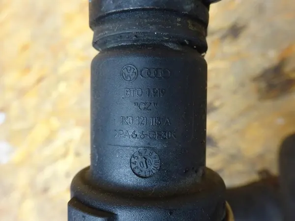 AUDI A3 8P GOLF VI GTI Vesiletkku 1K0122101HC image 7