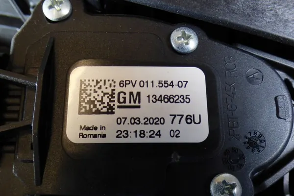 Gaspedal Automatik Opel Astra K V 1.5CDTI image 4