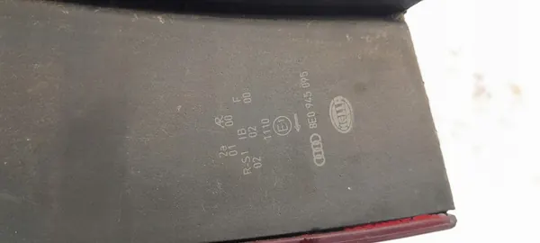 AUDI A4 B6 Sedán Luz Trasera Izquierda 8E0945095 image 3