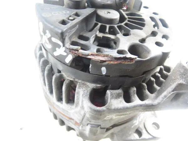 VW GOLF 4 1.9 TDI Alternatori 038903023K image 2
