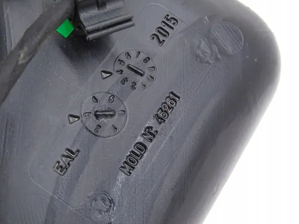 Réservoir de contrôle de pompe AdBlue Audi A6 C7 2.0 TDI image 6