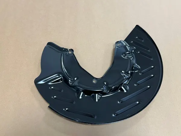 AUDI VW Frambromsskydd Fram 5WA615311A image 2