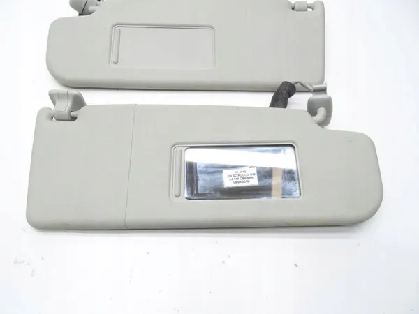Solskydd OEM 1K8857552A för VW Scirocco III image 3
