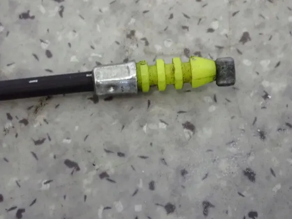 Honda FR-V Kraftstoffklappenverbindung OEM Teil - 05- image 7
