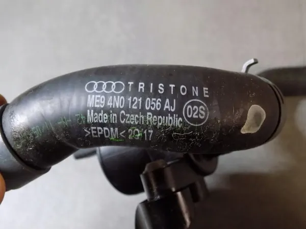 Audi A8 Vesipumppu OEM 4N0121391 - Käytetty image 4