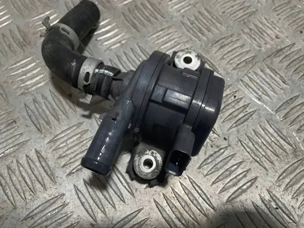 Pompe à eau Toyota G9040-42010 pour RAV4 V 2.5 Hybride image 4