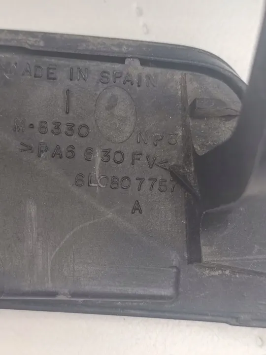 Cache de laveur gauche Seat Ibiza III 02-08 OEM 6L0807757 image 6