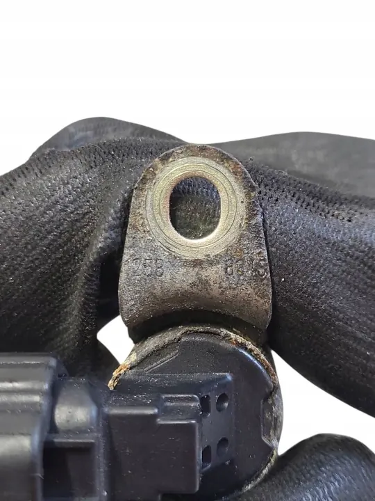Solenoide de distribución variable Cadillac CTS OEM JUT257131 image 5