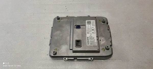 Écran de navigation Volvo XC60 OEM 32316244 - Occasion image 3