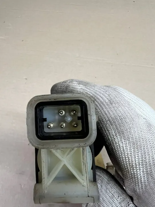 OPEL CORSA B Elektriskt Dörrlås Framsidan Vänster 5 Pin image 3